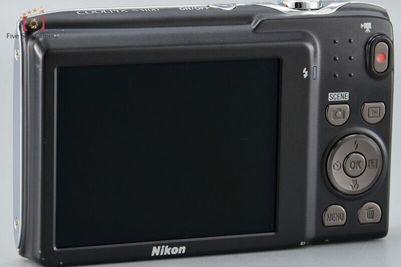 Excellent!! Nikon COOLPIX S3100 Silver 14.4 MP Digital Camera w/Box