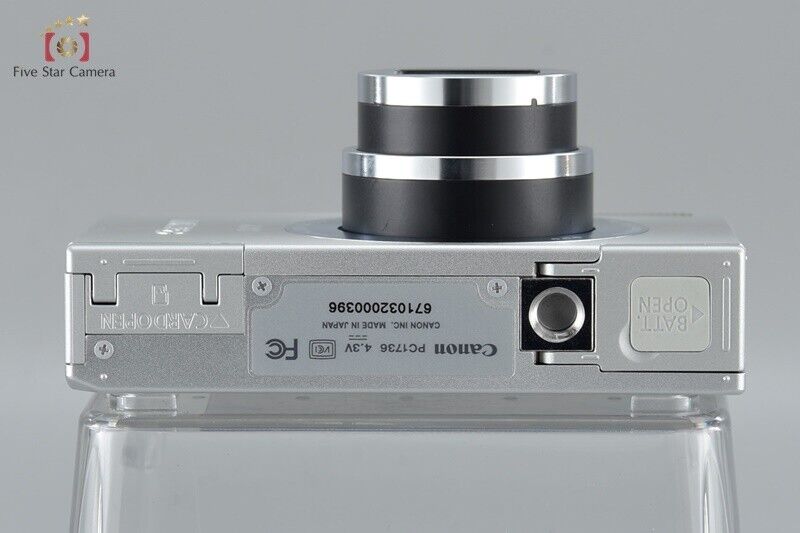 Near Mint!! Canon IXY 3 Silver 10.1 MP Digital Camera w/Box