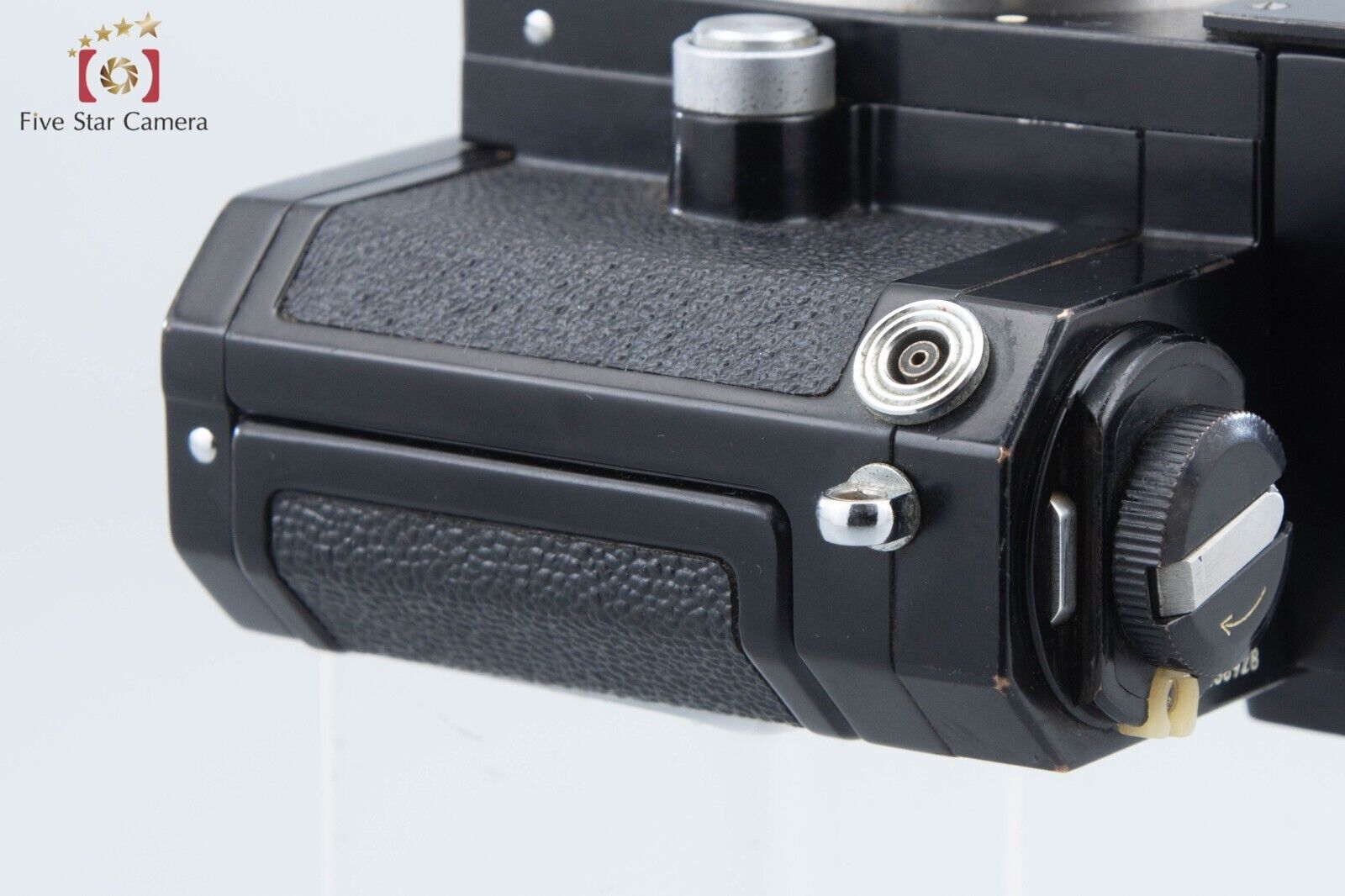 Nikon F Eye Level Black Mid Model 35mm SLR Film Camera Body