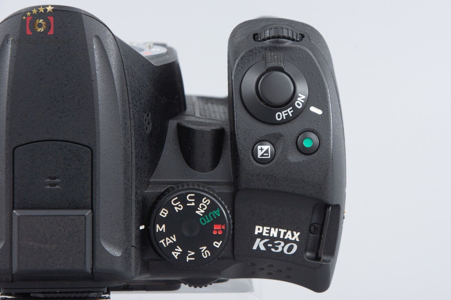 Very Good!! PENTAX K-30 Black 16.3 MP DSLR + SMC DA 18-250mm f/3.5-6.3 ED AL IF