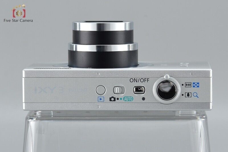 Near Mint!! Canon IXY 3 Silver 10.1 MP Digital Camera w/Box