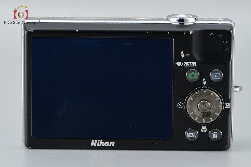 Very Good!! Nikon COOLPIX S640 Silver 12.2 MP Digital Camera