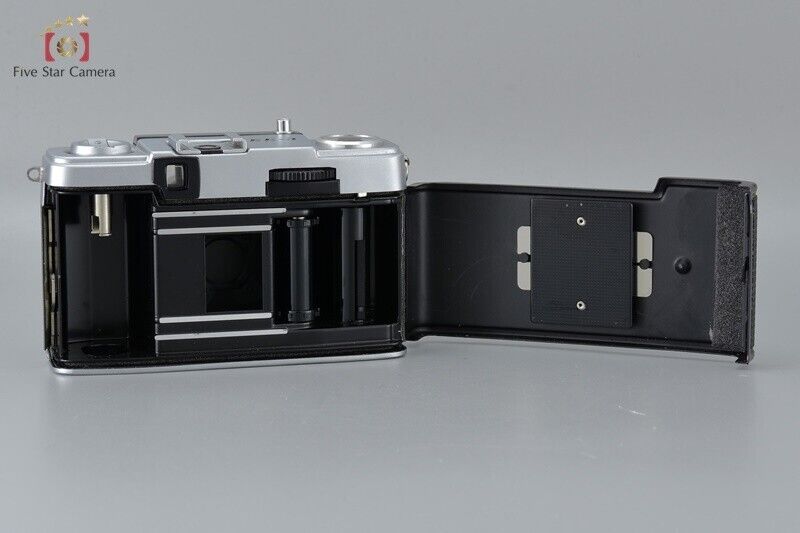 Very Good!! Olympus Pen EE-3 Black 35mm Half Frame Film Camera