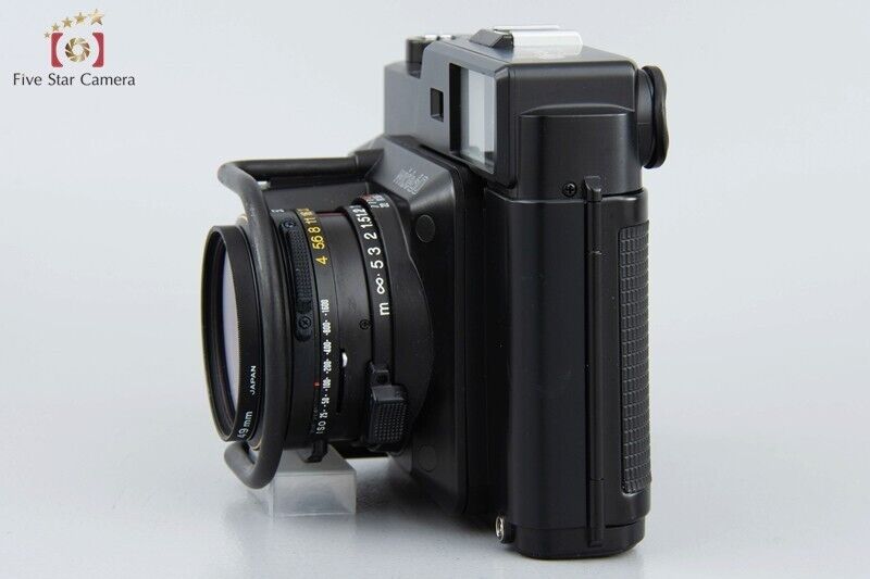 Very Good!! Fujifilm GS645S Professional Medium Format Film Camera