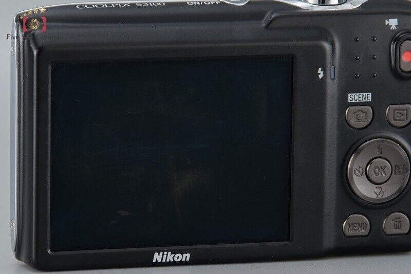 Very Good!! Nikon COOLPIX S3100 Champaign Silver 14.0 MP Digital Camera