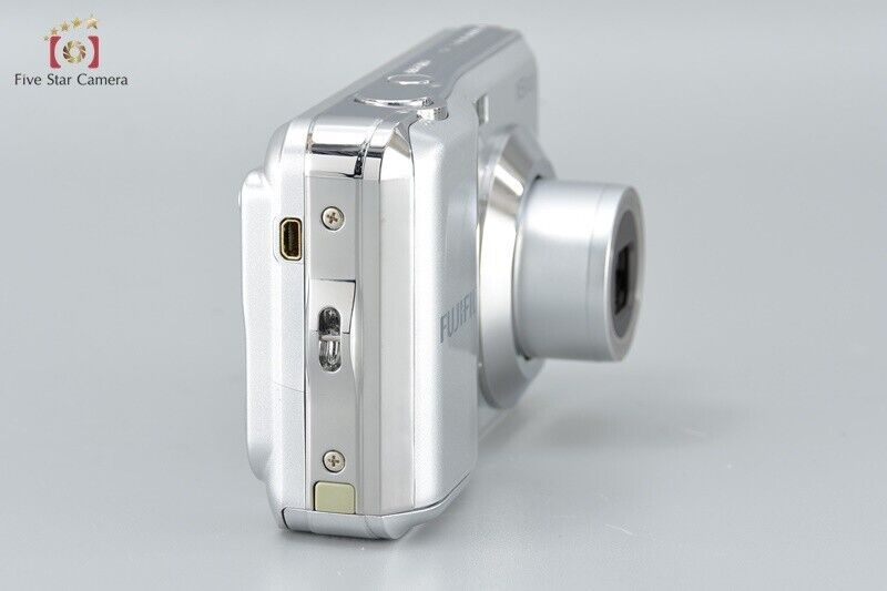 Excellent!! FUJIFILM FinePix AV250 Silver 16.0 MP Digital Camera