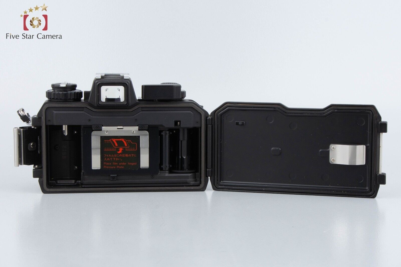 Nikon NIKONOS-IV-A 35mm Underwater Film Camera + NIKKOR 35mm f/2.5 w/ Box
