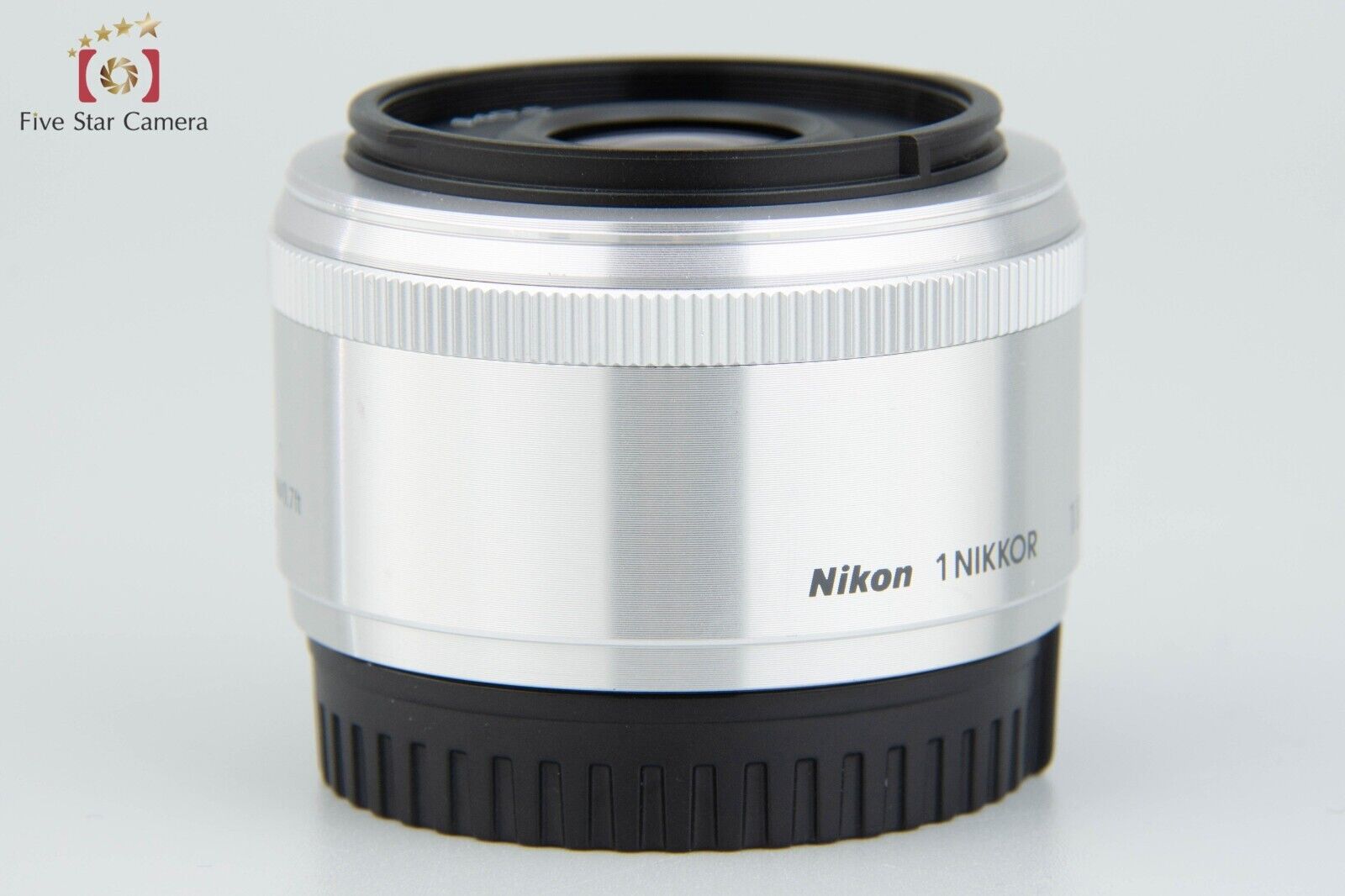 Excellent!! Nikon 1 NIKKOR 18.5mm f/1.8 Silver
