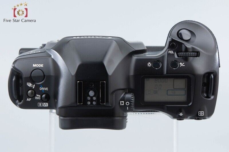 Very Good!! Canon EOS 3 35mm SLR Film Camera Body