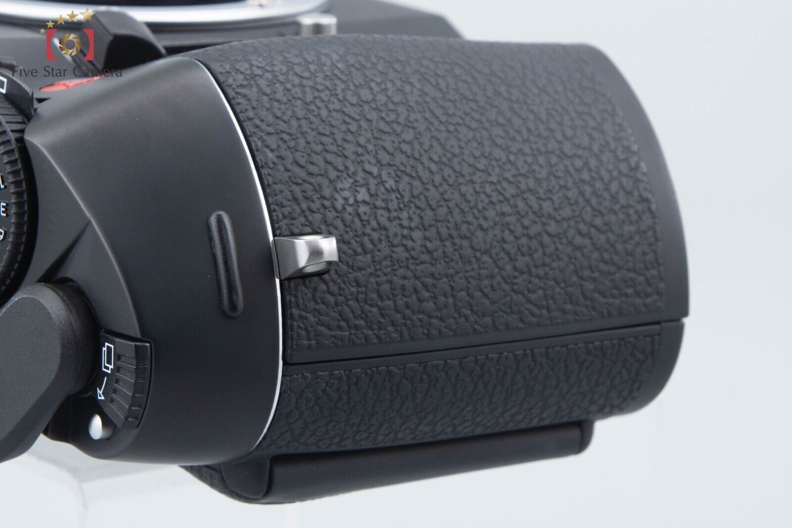 Excellent!! Leica R8 Black 35mm SLR Film Camera Body w/ Box