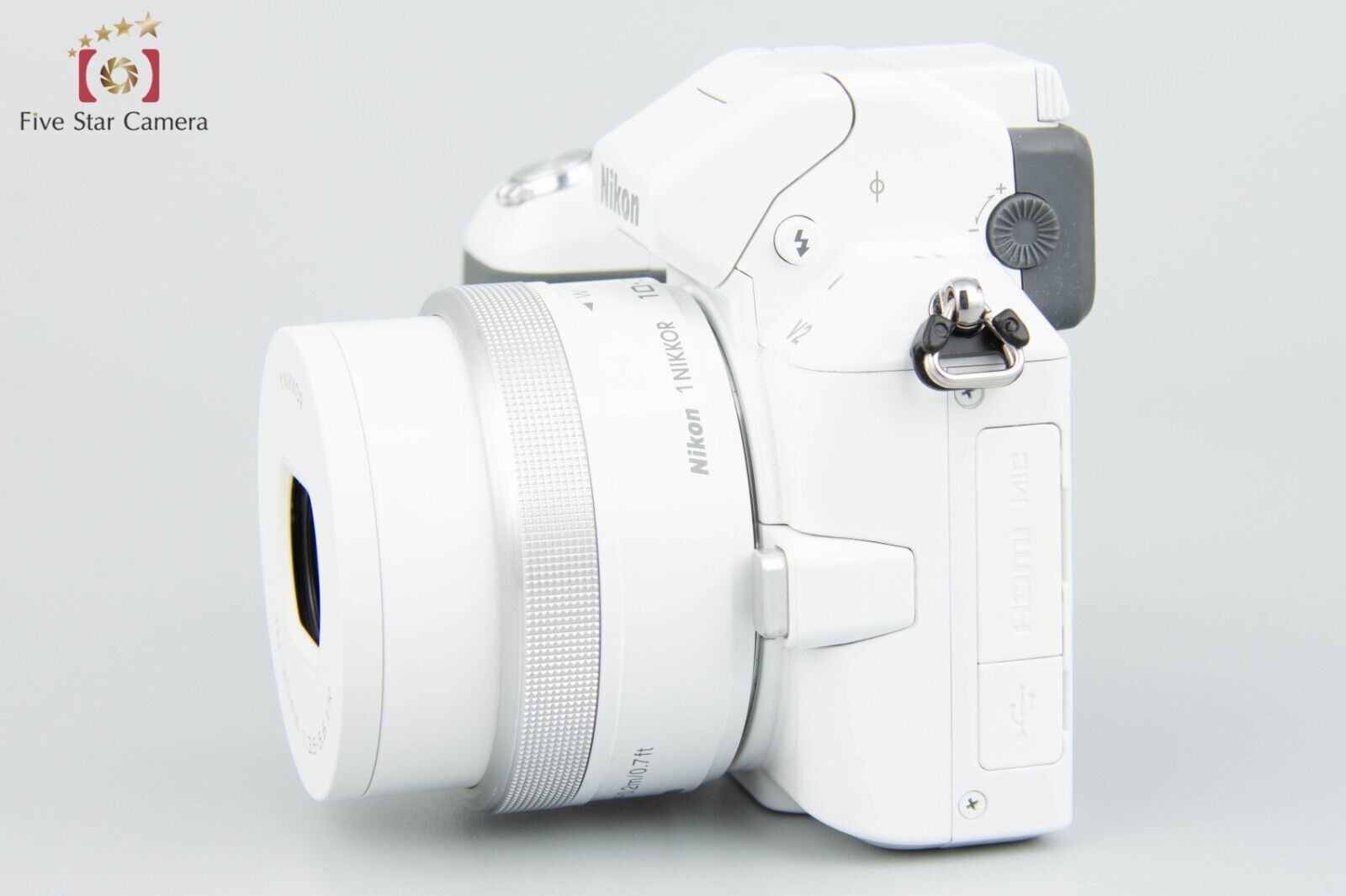 "Count 2,503" Nikon 1 V2 White 14.3MP + 1 NIKKOR 10-30/3.5-5.6 VR New Model