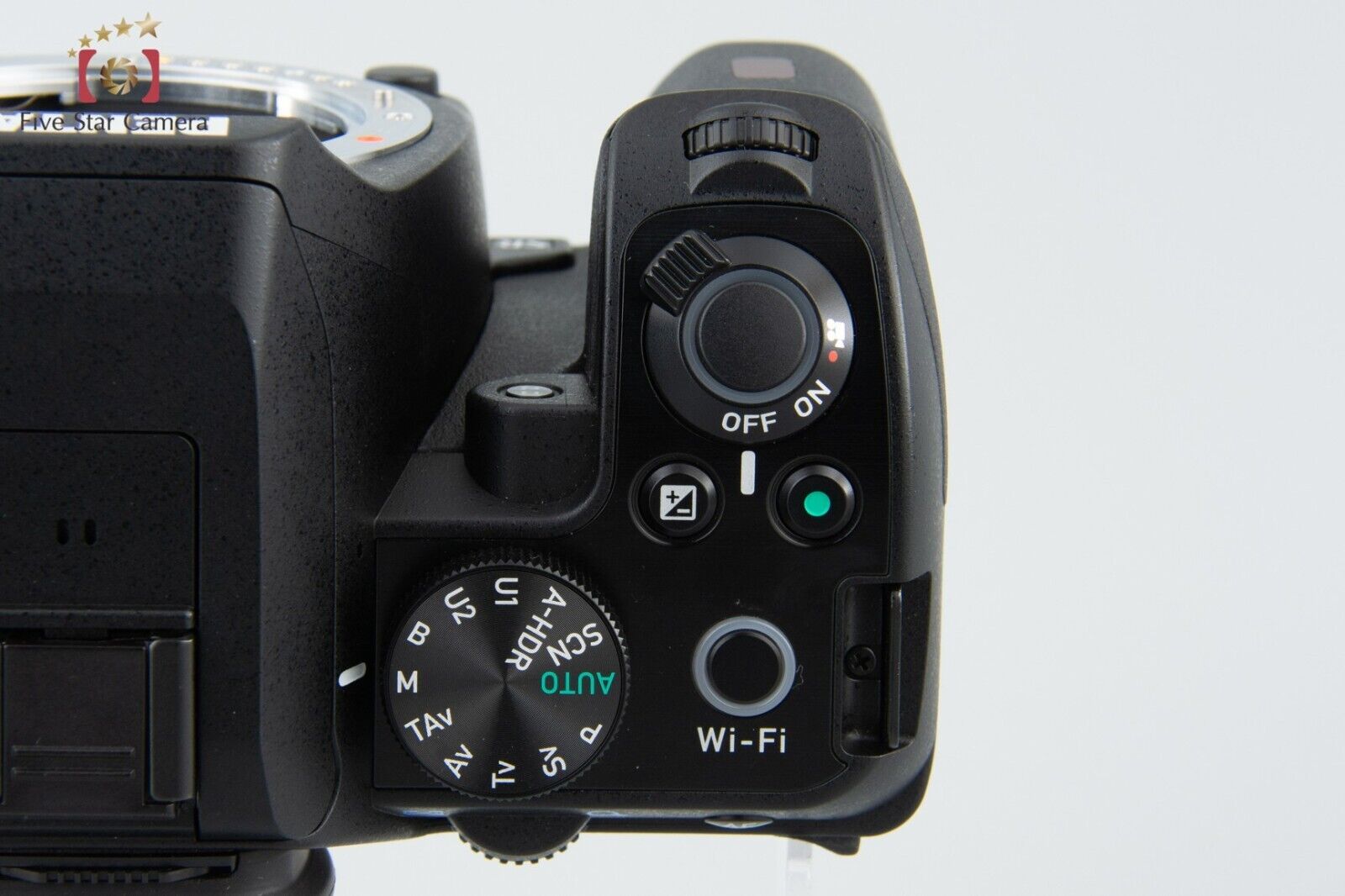 "Shutter count 1,721" PENTAX K-S2 20.1 MP DSLR Camera 18-50 50-200 Lenses