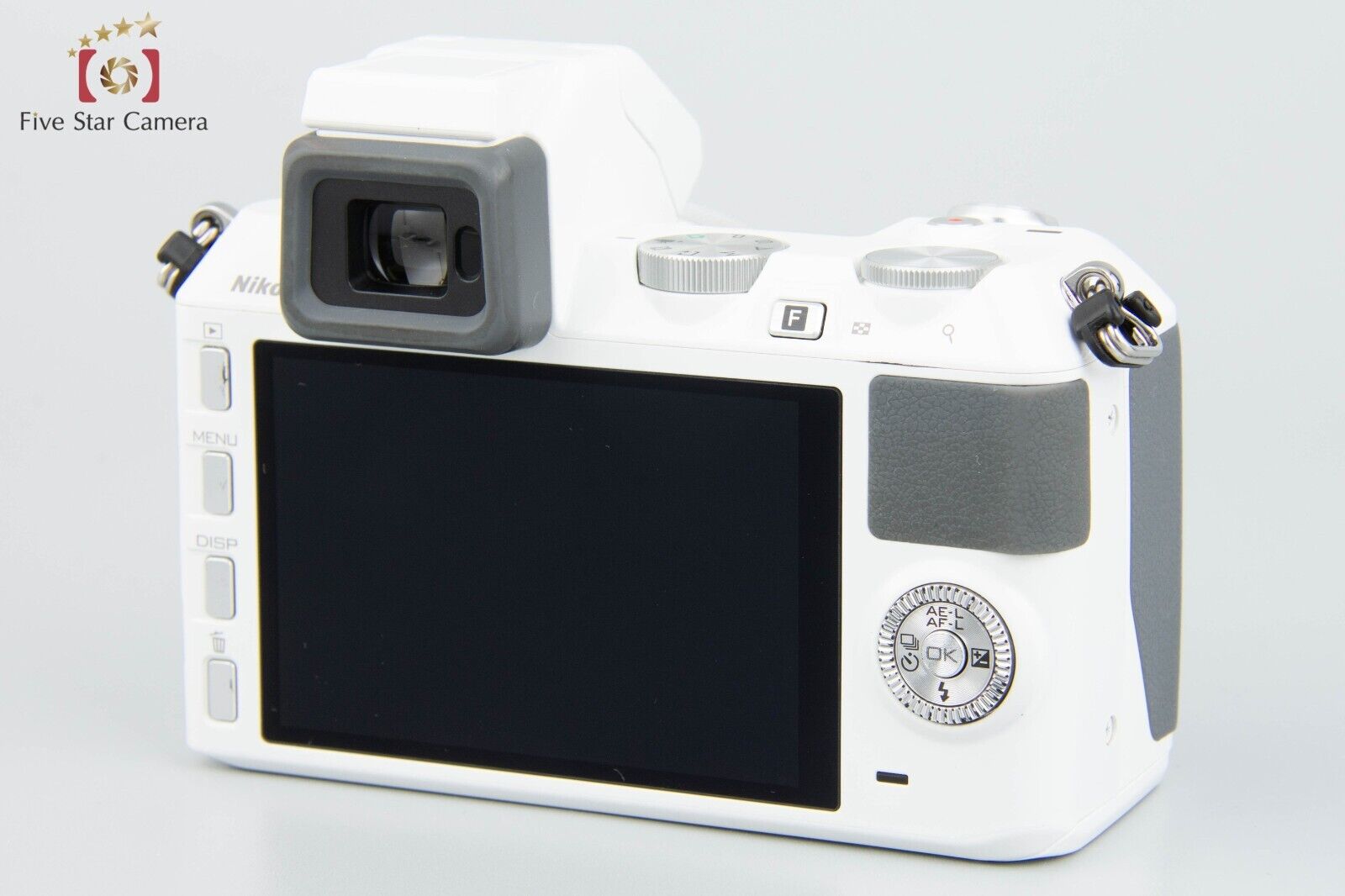 "Count 2,503" Nikon 1 V2 White 14.3MP + 1 NIKKOR 10-30/3.5-5.6 VR New Model