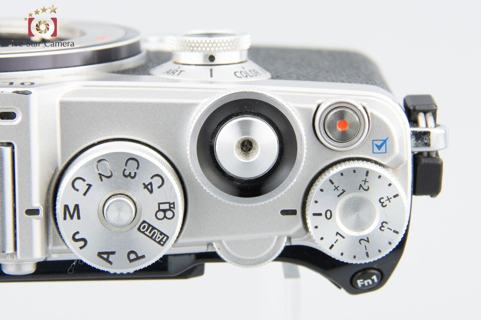 Excellent!! Olympus PEN-F Silver 20.3 MP Digital Mirrorless Camera